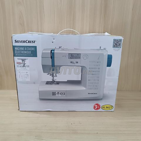 Machine à coudre électronique Silvercrest