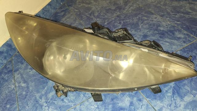 Phare Peugeot 207 - 2