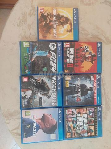 PS4 PRO 1TB - 2
