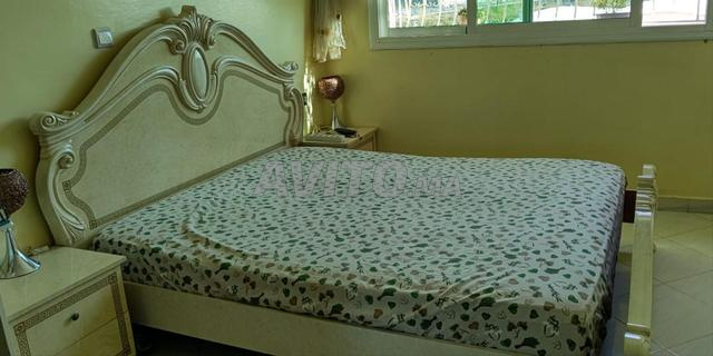 Chambre à coucher | غرفة نوم