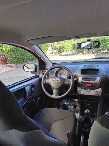 Toyota Aygo 2014 Essence - 2