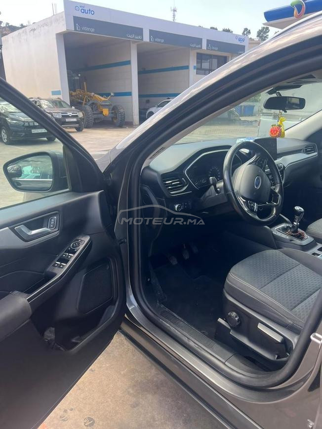 ford kuga 2022 tt option marhba bljami3