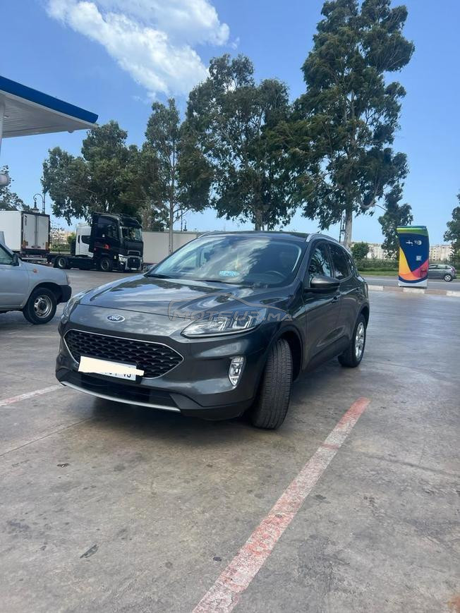 ford kuga 2022 tt option marhba bljami3