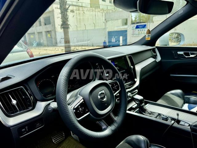 Volvo XC60 D4 R-Design BVA Toit pano et Maxhaust