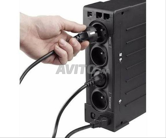 ONDULEUR NITRAM LEADER AVR FR 1500VA - 2