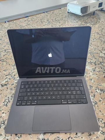 MacBook Pro M3 Pro 2023 - 2