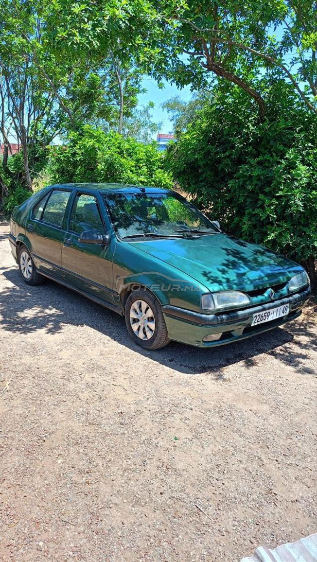 Renault 19