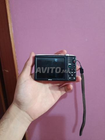 Appareil photo Nikon fonctionnant avec piles AA - 2