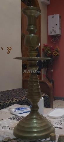 شمعدان نحاسي ذهبي
