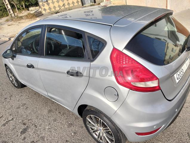Ford Fiesta - 2