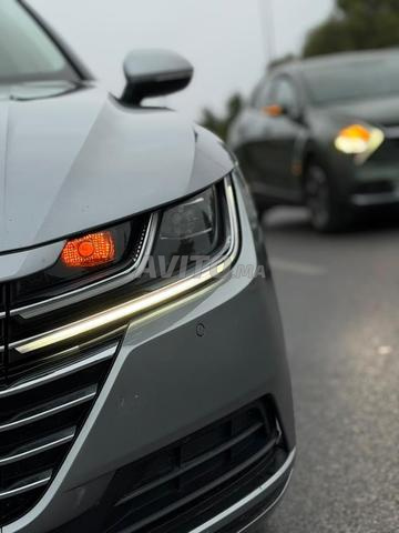 Volkswagen Passat Diesel Automatique 2019 à Rabat - 2