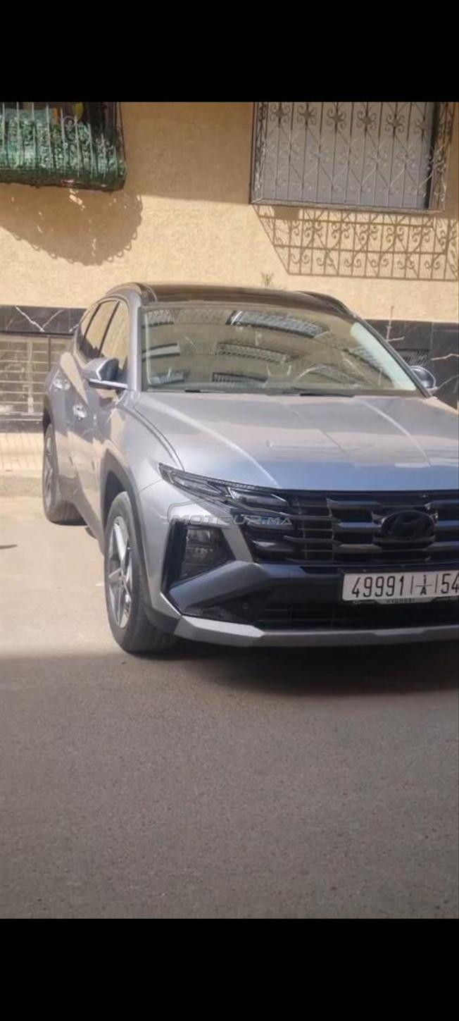 salut je met a vendre mon voiture tucson neuf