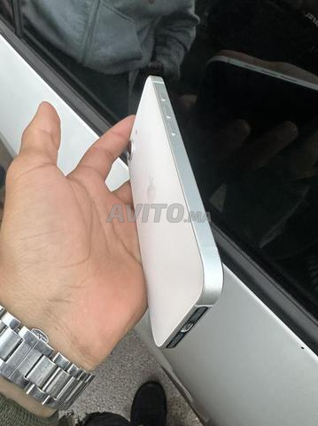 آيفون 16e 100٪🔋 - 2