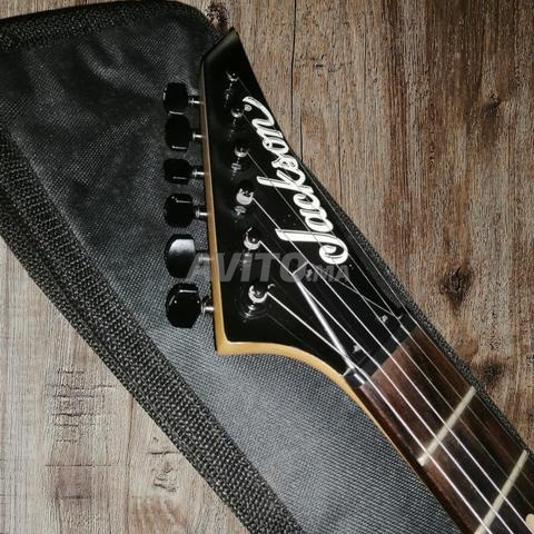 Pack Complet Guitare Jackson JS11 et ampli Fender - 2