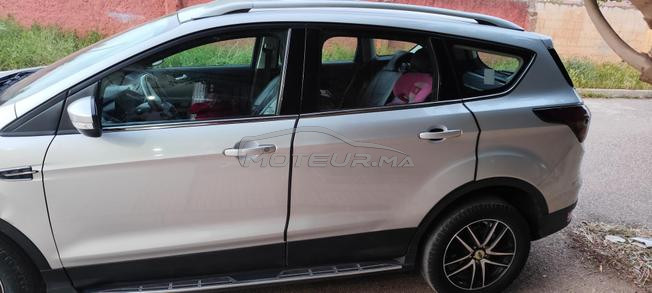 voiture Ford Kuga modèle 2020 tf 