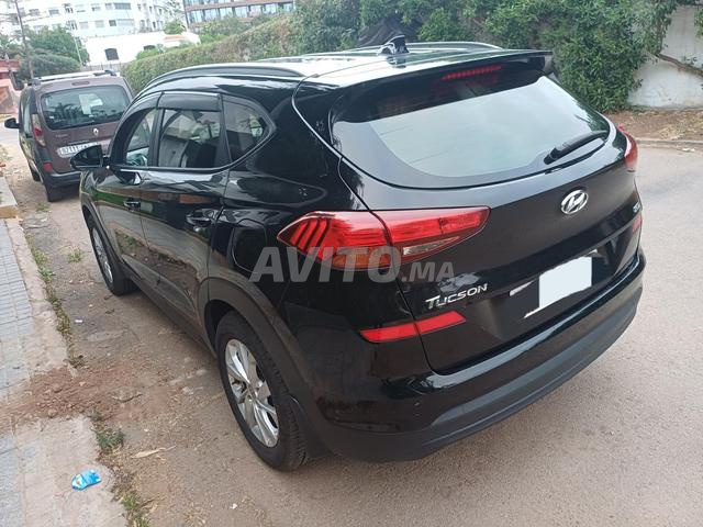 Hyundai Tucson - 2