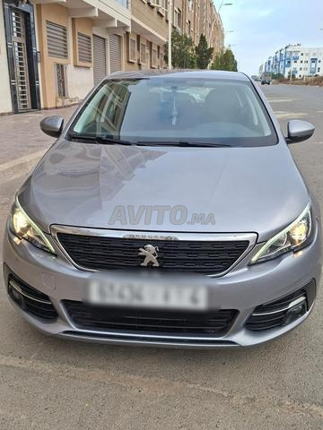 Peugeot 308 Diesel Manuelle 2019 à Bouznika