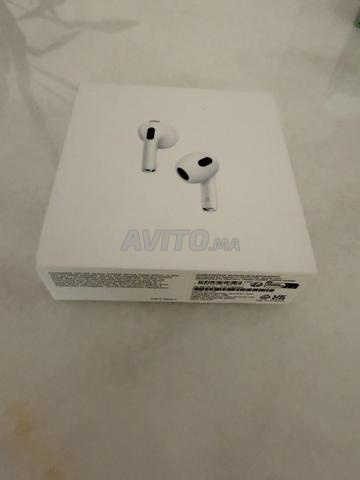 AirPods 3ème génération neuf avec boîte fermée - 2