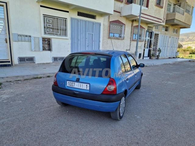 Clio 2 propre, qui la veut bienvenue - 2