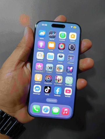 iPhone 15 Pro officiel - 2