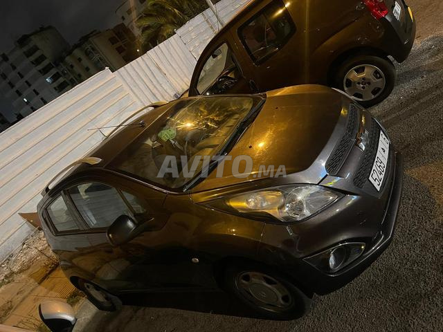 Voiture Chevrolet Spark, bon état, je suis le deuxième propriétaire après le premier. - 2