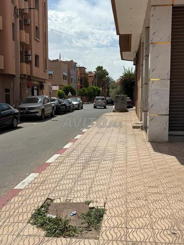 محل تجاري استثنائي في عين مزوار - 2