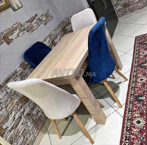Table à manger - 2
