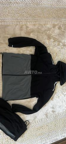 Je mets en vente des survêtements - 2