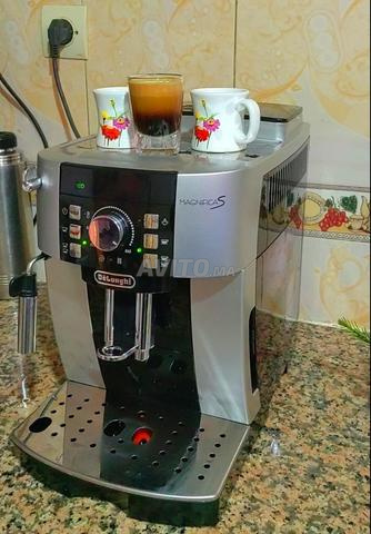 Machine à café DeLonghi Magnifica S automatique - 2