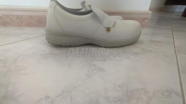 Chaussures de sécurité taille 44 (état neuf) - 2