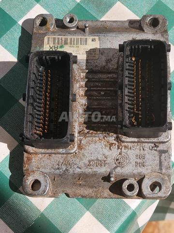 calculateur moteur opel corsa essence 1.4 - 2