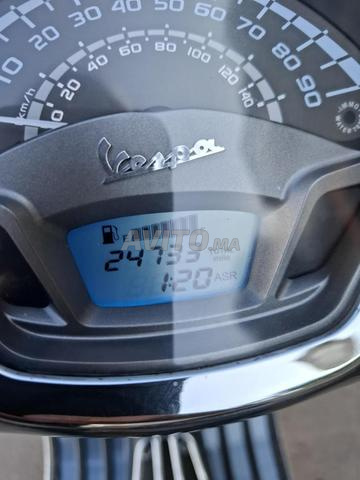فيسپا 300 بحالة ممتازة - 2
