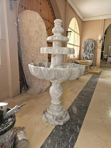 Fontaine avec petite pompe en marbre Zayane - 2