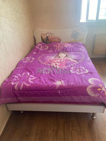 2 chambres à coucher avec matelas et armoires - 2