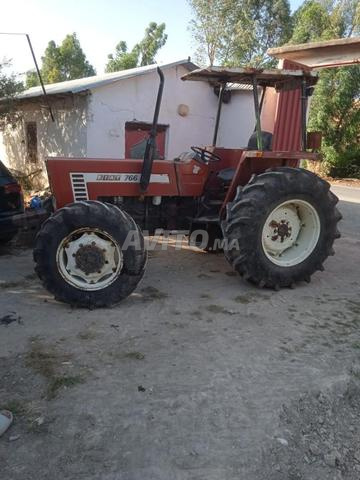 Tracteur agricole Fiat - 2