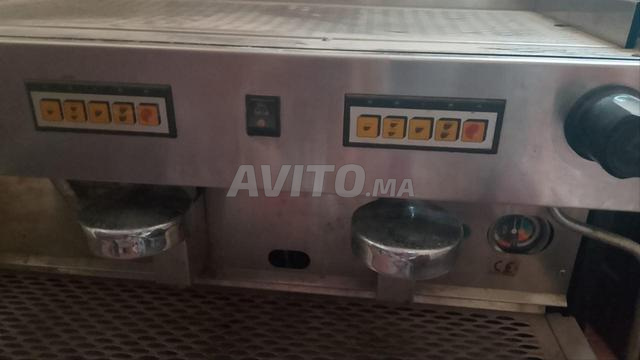 Machine à café bon état - 2