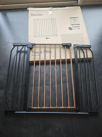 BARRIÈRE DE SÉCURITÉ POUR BÉBÉ - 2
