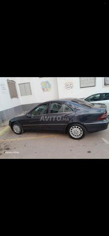 Mercedes C220 prix 90.000 dh tél de