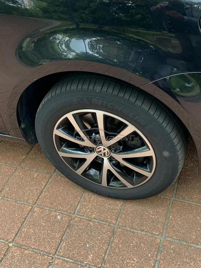 Volkswagen Touran Highline BlueMotion