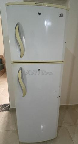 ثلاجة LG للبيع