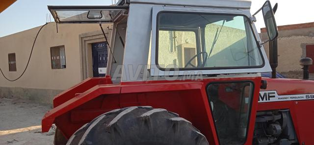 Tracteur Massey Ferguson 590 - 2