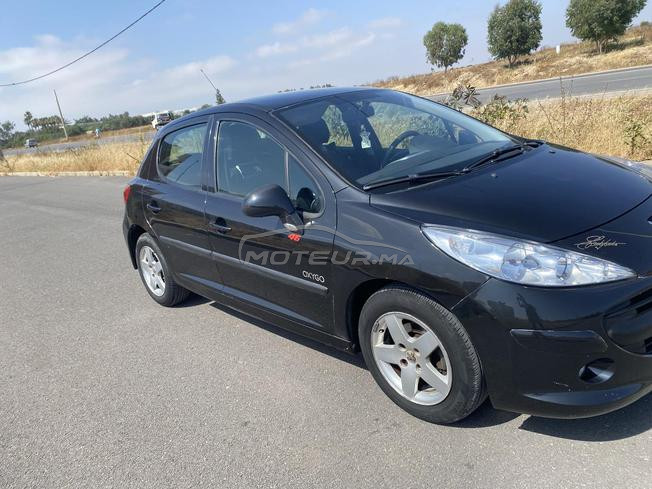 A vendre Peugeot 207 Essence mod 2008 