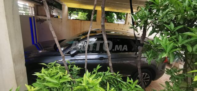 Volkswagen Tiguan Diesel Manuelle 2018 à Meknès - 2