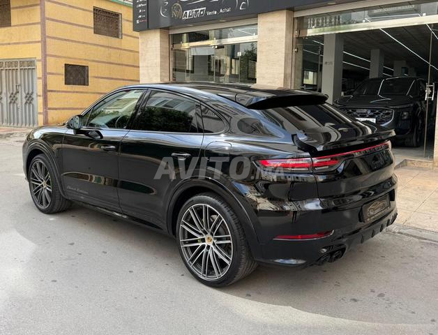 Porsche Cayenne 2021
