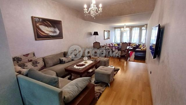 CMN-SI-1863 - Appartement à vendre à Foncière