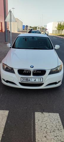 BMW الفئة الثالثة ديزل يدوية 2010 في القنيطرة