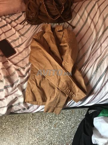 السترة بحالة جيدة جداً - 2