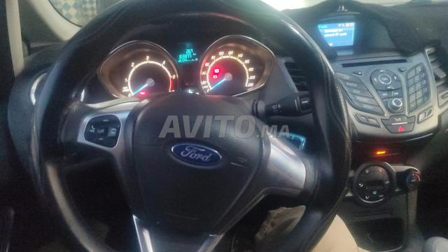 Vente voiture Ford Fiesta - 2