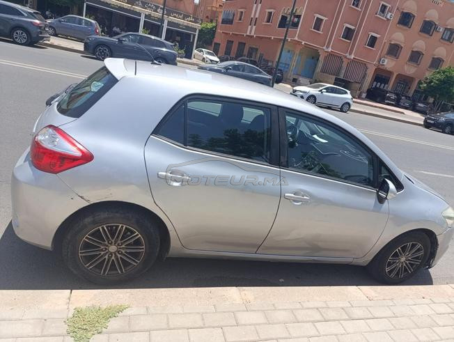 toyota auris 2013