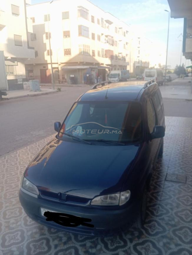 بيجو شينويه موديل 2000